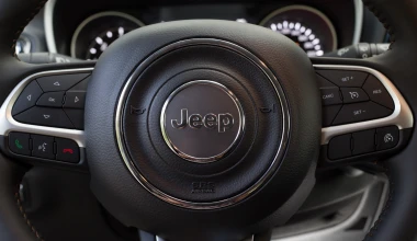 ΝΕΟ JEEP COMPASS. Έξω από τα συνηθισμένα