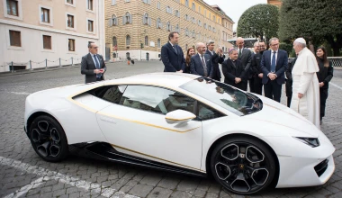 Πουλήθηκε η Lamborghini του... Πάπα
