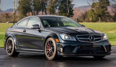 Πωλούνται τέσσερις AMG Black Edition σε 