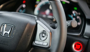 ΟΔΗΓΟΥΜΕ το Honda Civic 1.6 diesel