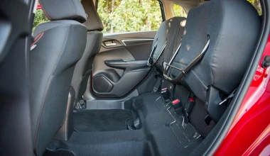 ΟΔΗΓΟΥΜΕ το νέο Honda Jazz 1.5 i-VTEC