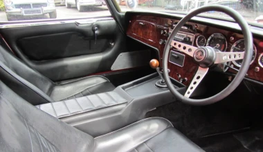 10 ξεχωριστά τιμόνια αυτοκινήτων