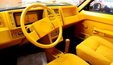 10 ξεχωριστά τιμόνια αυτοκινήτων