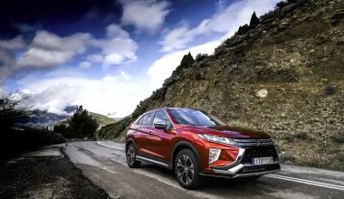 ΟΔΗΓΟΥΜΕ το Mitsubishi Eclipse Cross 1.5 MIVEC TURBO 2WD