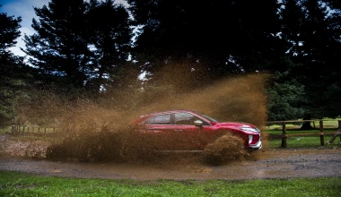 ΟΔΗΓΟΥΜΕ το Mitsubishi Eclipse Cross 1.5 MIVEC TURBO 2WD