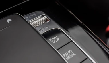 ΟΔΗΓΟΥΜΕ τη νέα Mercedes-Benz A-Class