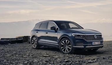 ΟΔΗΓΟΥΜΕ το νέο Volkswagen Touareg