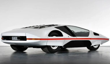 Αυτή η Ferrari βγήκε πρώτη φορά στον δρόμο (video)