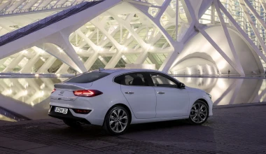 Νέο Hyundai i30 Fastback: Κομψότητα και δυναμισμός σε τέλεια ισορροπία