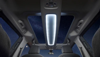 ΠΡΩΤΗ ΕΠΑΦΗ: Opel Combo Life (vid)