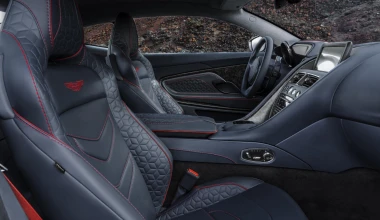 Aston Martin DBS Superleggera: Ελαφριά και με 725 ίππους (vid)