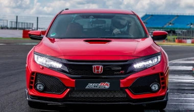 Συνεχίζει να «σπάει» ρεκόρ το Honda Civic Type R