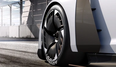 To CUPRA e-Racer πατάει πρώτη φορά πίστα