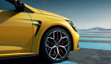 Νέο Renault Megane RS Trophy με 300 ίππους