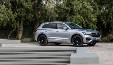 ΟΔΗΓΟΥΜΕ το νέο Volkswagen Touareg στην Ελλάδα