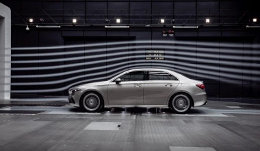 Τιμές και εξοπλισμοί για όλες τις εκδόσεις της A-Class Sedan