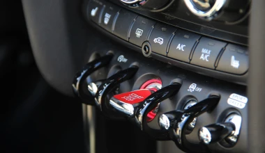 ΔΟΚΙΜΗ: MINI Cooper Cabrio 1.5T 136 PS