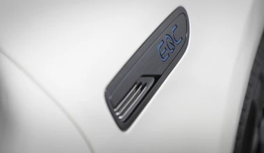 4 εκπλήξεις από τη Mercedes-Benz 