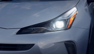 Ανανεωμένο Toyota Prius με