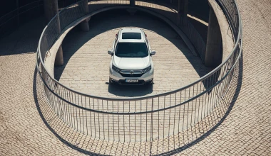 ΠΡΩΤΗ ΟΔΗΓΗΣΗ: Honda CR-V Hybrid