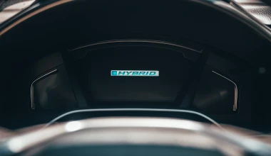 ΠΡΩΤΗ ΟΔΗΓΗΣΗ: Honda CR-V Hybrid