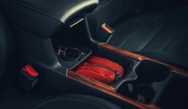 ΠΡΩΤΗ ΟΔΗΓΗΣΗ: Honda CR-V Hybrid