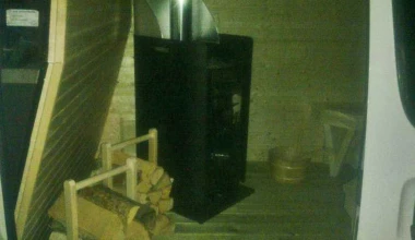 Αυτό το Toyota HiAce είναι μια κινητή… σάουνα! (video)