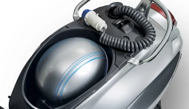 Ηλεκτρική Vespa με 6.390 ευρώ