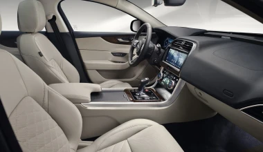 Ανανεώθηκε η Jaguar XE