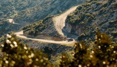 ΟΔΗΓΟΥΜΕ το νέο Range Rover Evoque στην Ελλάδα