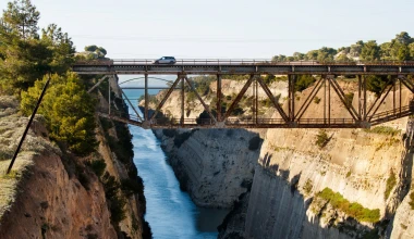 ΟΔΗΓΟΥΜΕ το νέο Range Rover Evoque στην Ελλάδα