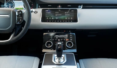 ΟΔΗΓΟΥΜΕ το νέο Range Rover Evoque στην Ελλάδα