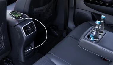 ΝΕΟ KIA SPORTAGE. ΞΕΧΩΡΙΖΕΙ.