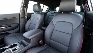 ΝΕΟ KIA SPORTAGE. ΞΕΧΩΡΙΖΕΙ.