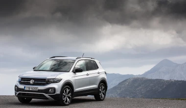 ΟΔΗΓΟΥΜΕ το νέο Volkswagen T-Cross στην Ελλάδα