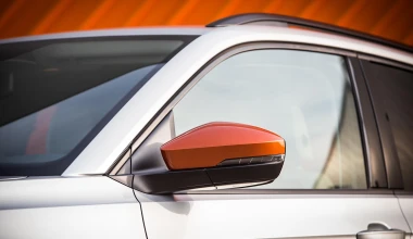 ΟΔΗΓΟΥΜΕ το νέο Volkswagen T-Cross στην Ελλάδα