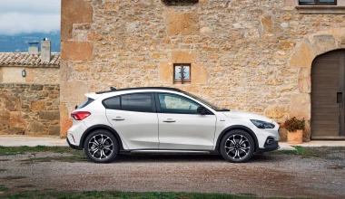 FORD FOCUS ACTIVE. Αυθόρμητα περιπετειώδες Crossover