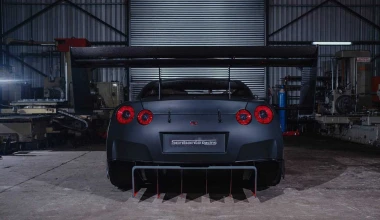 Τεράστια αεροτομή στη... μάσκα του GT-R;