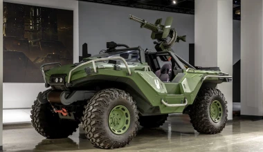 Τα πιο διάσημα αυτοκίνητα του cinema σε μια σπάνια έκθεση