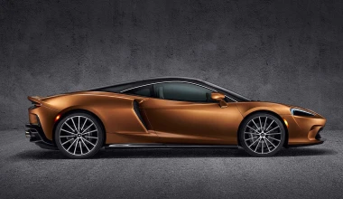 Η νέα McLaren GT είναι το πρακτικό supercar των 620 ίππων (vid)