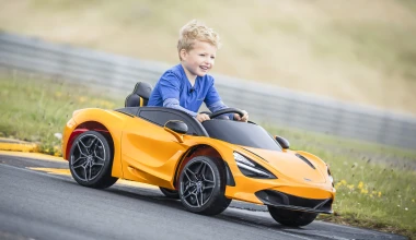 Οδηγώντας μια McLaren από την ηλικία των τριών (video)