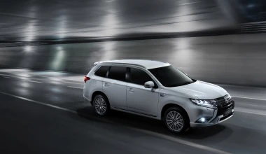 MITSUBISHI OUTLANDER PHEV. To Electric-Hybrid SUV