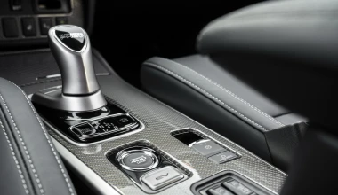 MITSUBISHI OUTLANDER PHEV. To Electric-Hybrid SUV