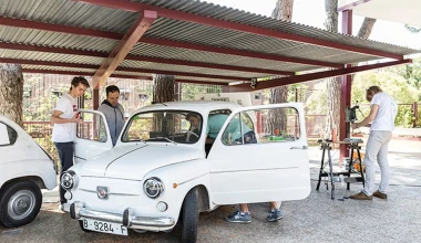 Μαθητές μετέτρεψαν ένα Seat 600 σε ηλεκτρικό (video)