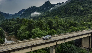 Αυτό το Peugeot 3008 πάει μέχρι το… Βιετνάμ!