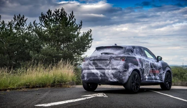 Το νέο Nissan Juke λίγο πριν αποβάλει την καμουφλαρισμένη ενδυμασία του