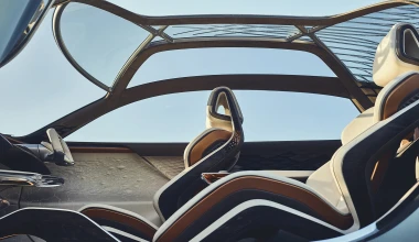 Καθηλωτικές φωτογραφίες της πρωτότυπης Bentley EXP 100 GT