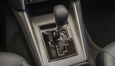 Οδηγούμε στην Ελλάδα το νέο Mitsubishi L200