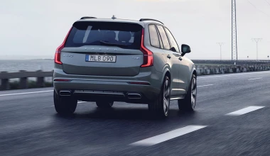 Volvo XC90 T8 Plug-in Hybrid Electric. Recharge!