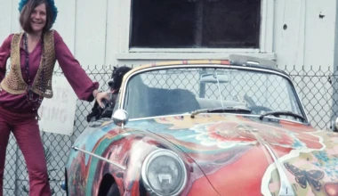 Θρυλικό αυτοκίνητο, θρυλική ιδιοκτήτρια!